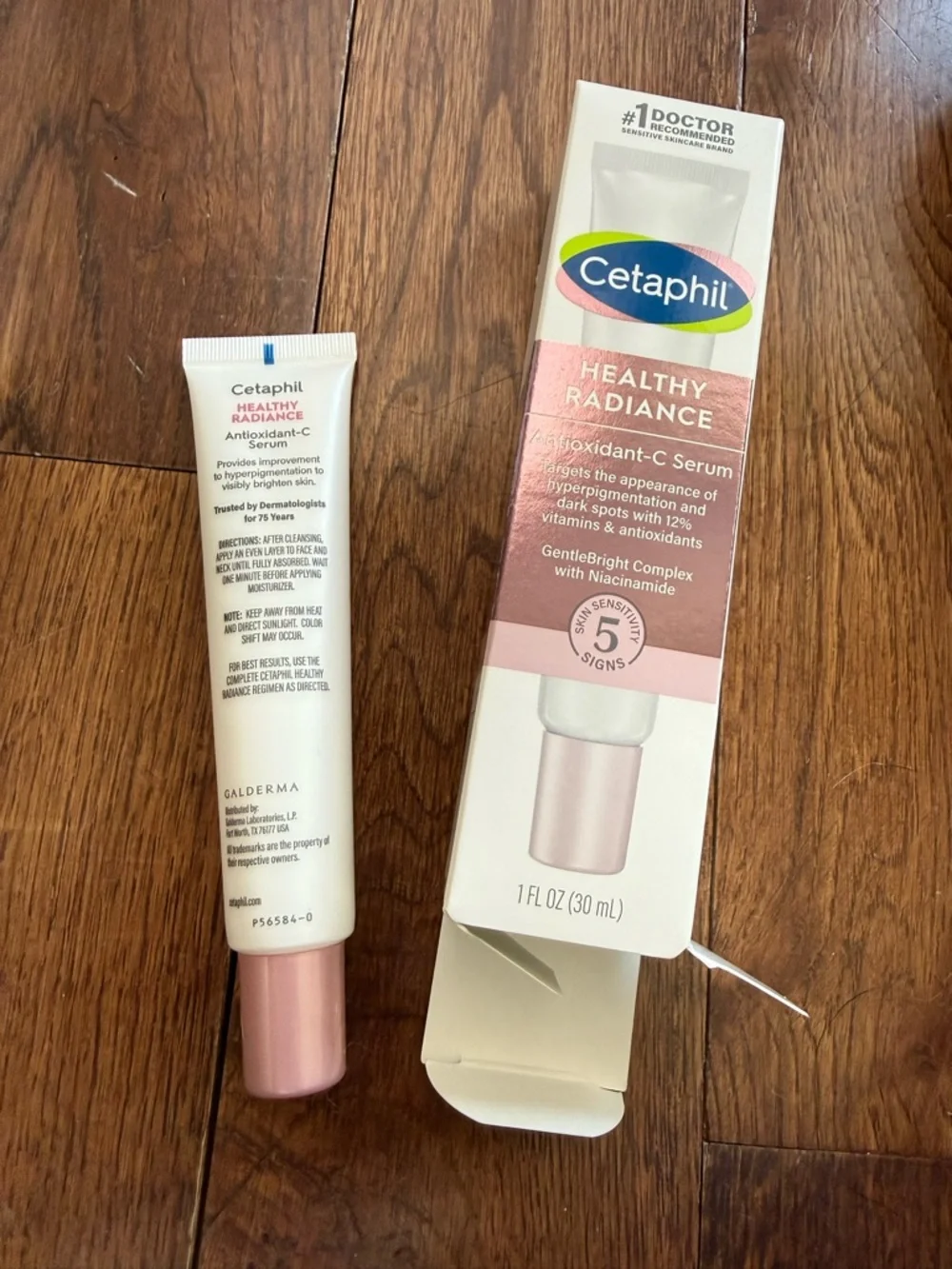 *NIB 1oz Cetaphil* Healthy Radiance Antioxidant-C Serum — Pink